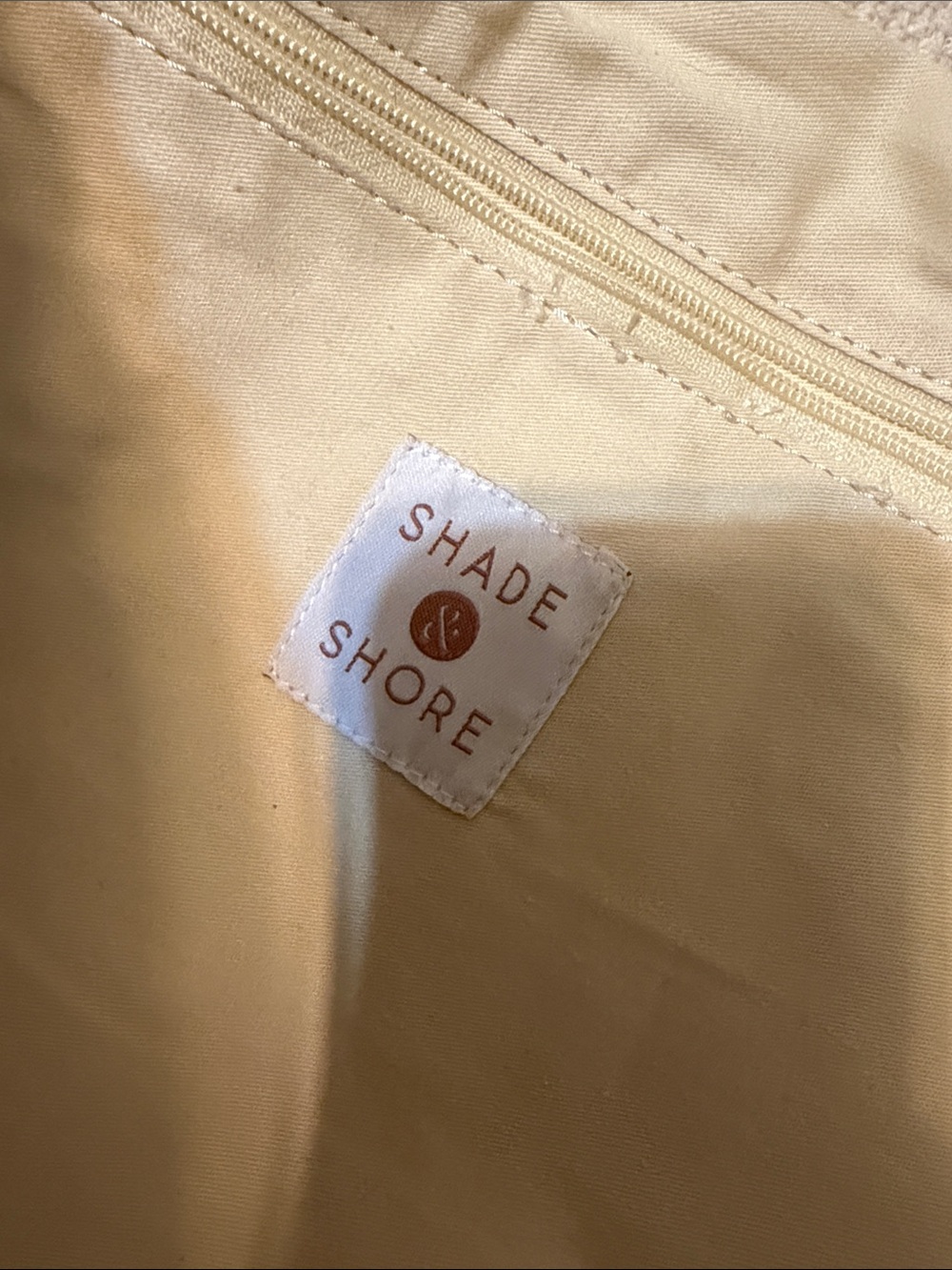 Target Cream Textured Diamond-Pattern Tote - Picture 4 of 7